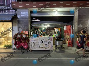 客戶(hù)購買(mǎi)《XZ-612包子機》調試師傅調不過(guò)來(lái)，部門(mén)經(jīng)理親自上門(mén)調試